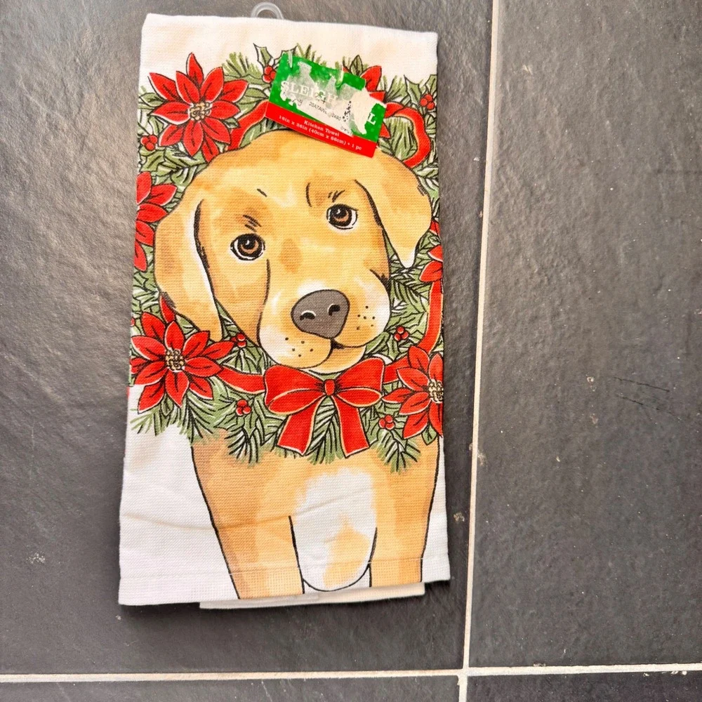 NWT Christmas‎ Dog Kitchen Towel Poinsettia Labrador Retriever Holiday Gift